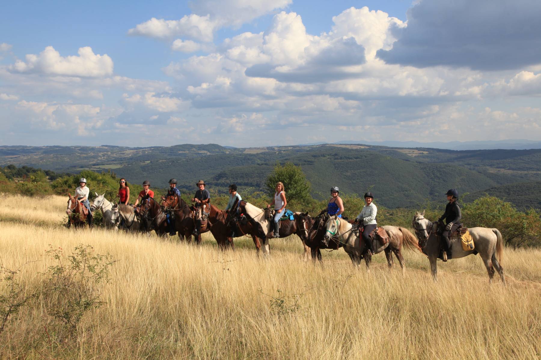 Magic Caves, Waterfalls & Castles - horseXperiences™ GO EQUESTRIAN