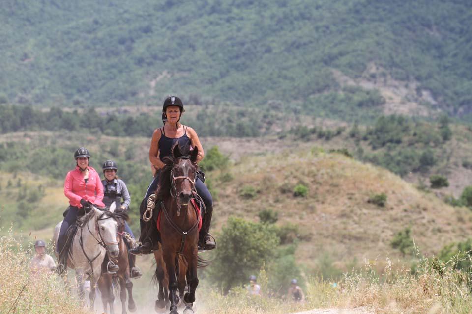 Following Zagoria Pathways - horseXperiences™ GO EQUESTRIAN