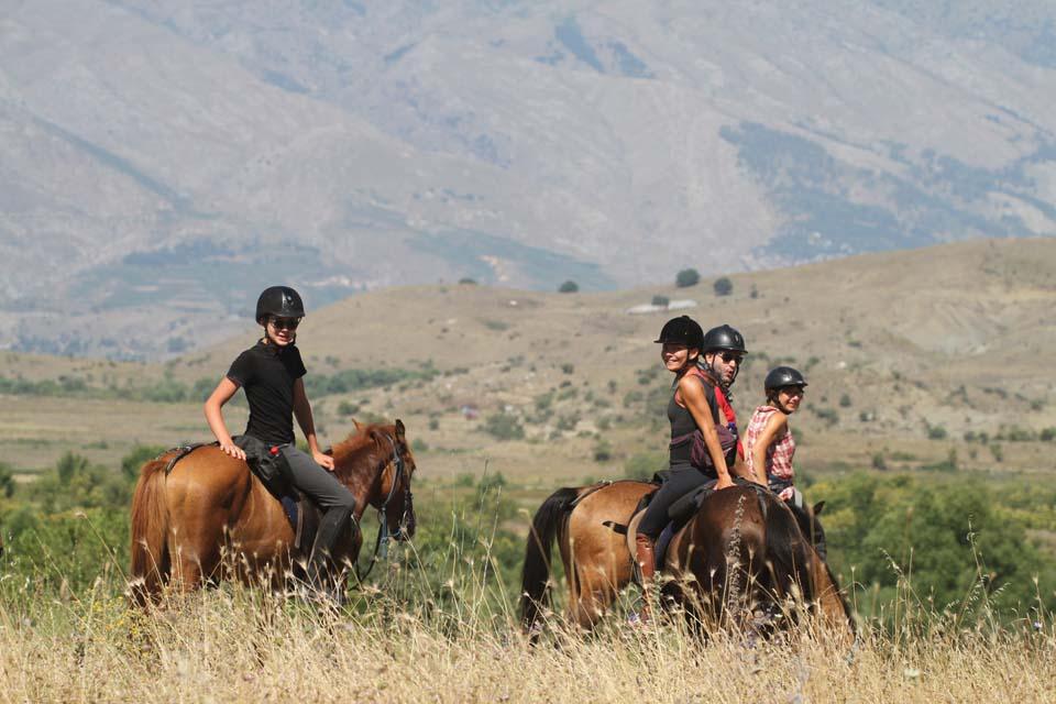 Following Zagoria Pathways - horseXperiences™ GO EQUESTRIAN