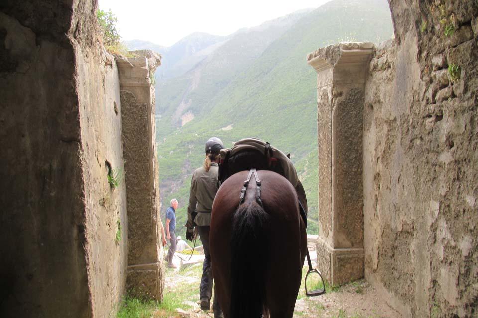 King Skerdilajdi's Army Route - horseXperiences™ GO EQUESTRIAN