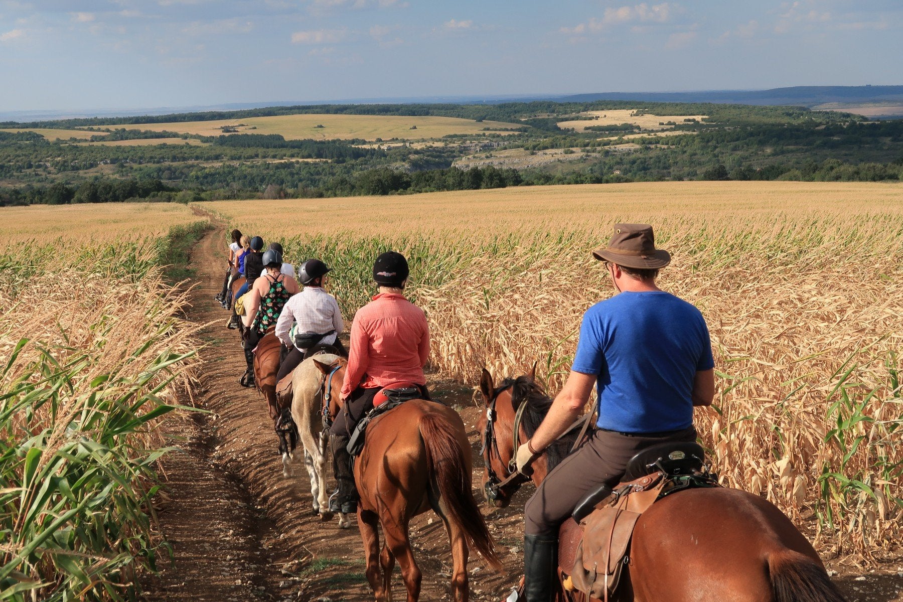 Tour in Medieval Bulgaria - horseXperiences™ GO EQUESTRIAN