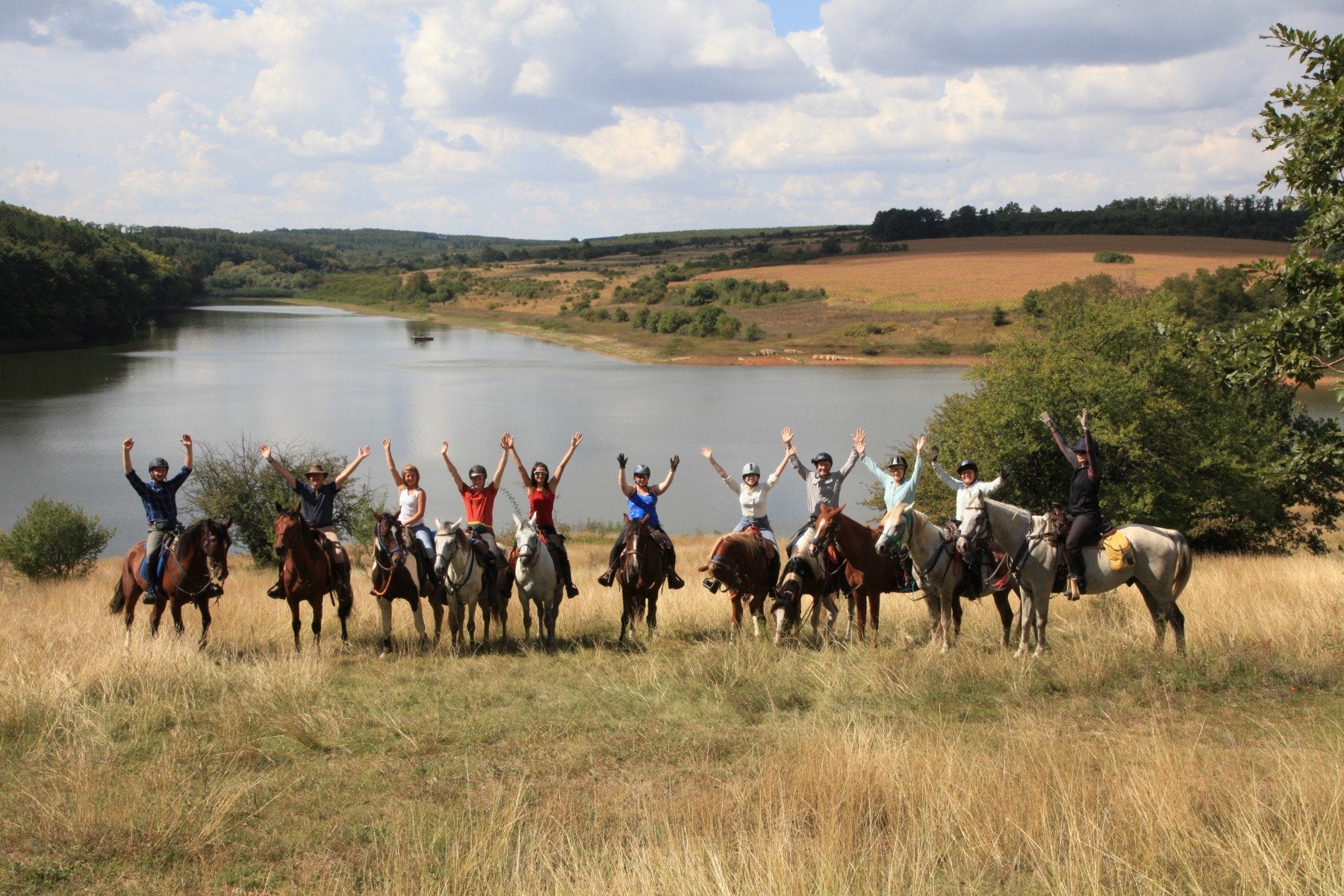 Magic Caves, Waterfalls & Castles - horseXperiences™ GO EQUESTRIAN
