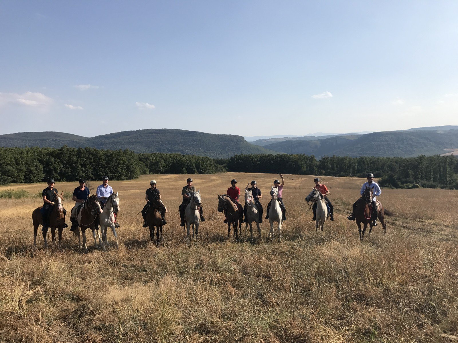 Magic Caves, Waterfalls & Castles - horseXperiences™ GO EQUESTRIAN
