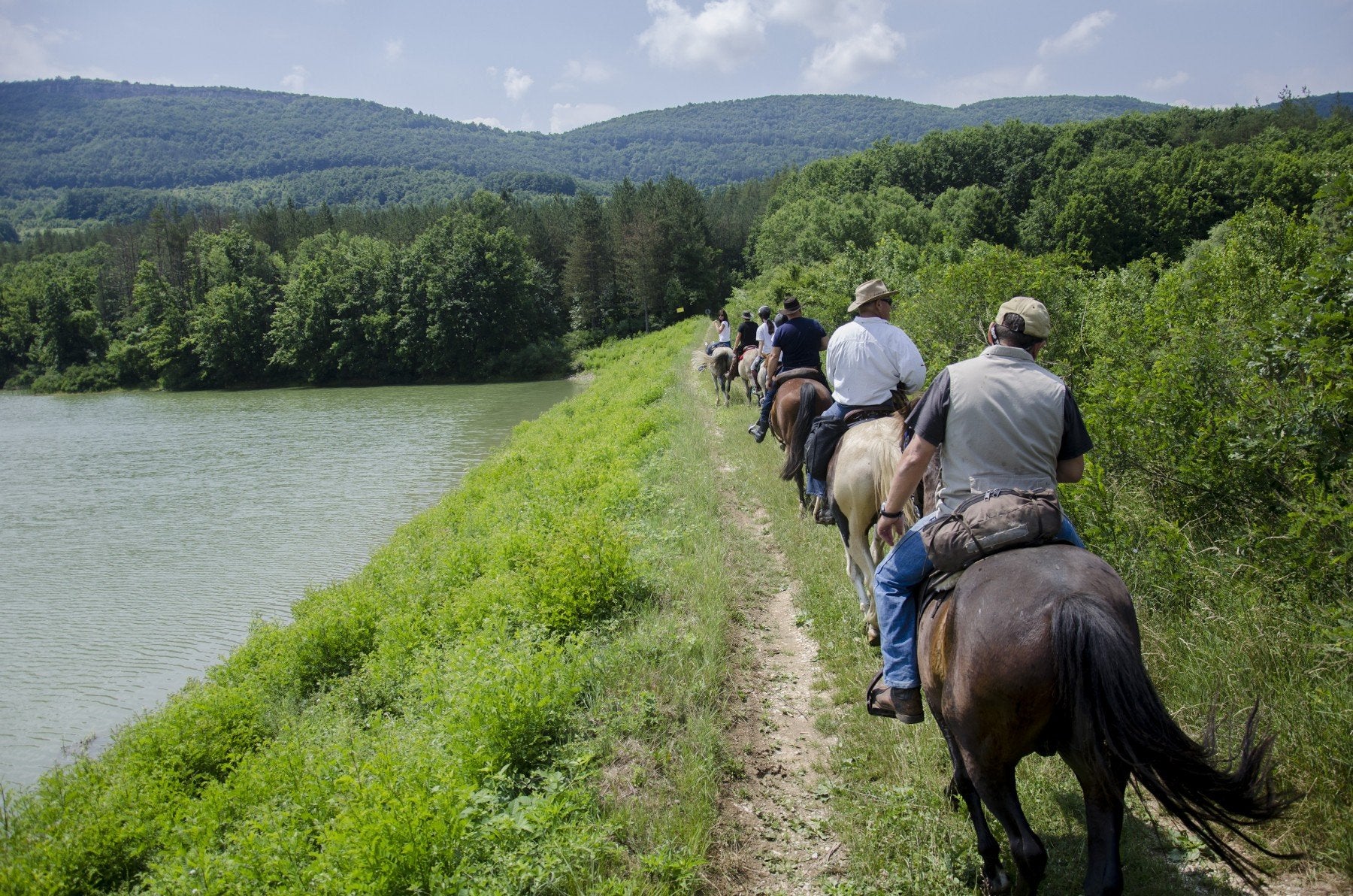 Tour in Medieval Bulgaria - horseXperiences™ GO EQUESTRIAN