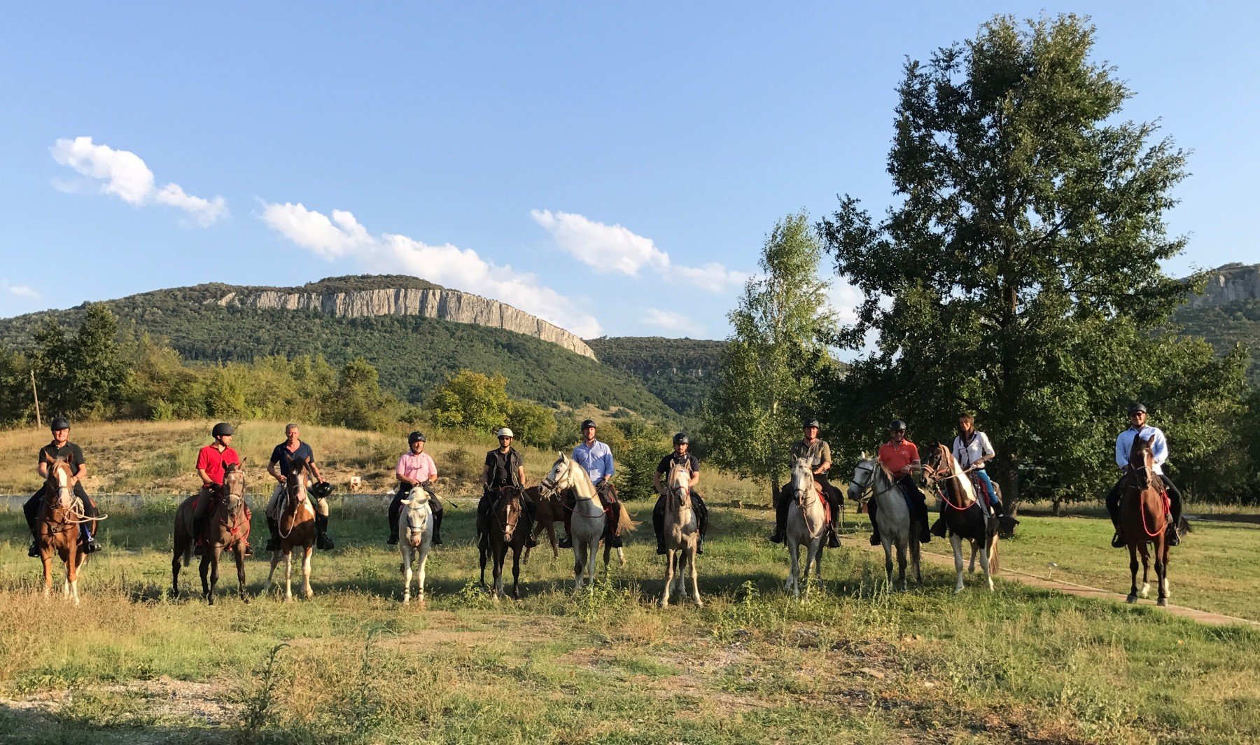 Magic Caves, Waterfalls & Castles - horseXperiences™ GO EQUESTRIAN