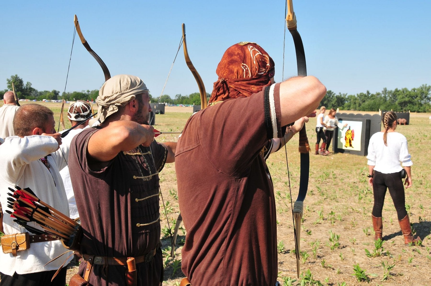 Magic Caves, Waterfalls & Castles - horseXperiences™ GO EQUESTRIAN