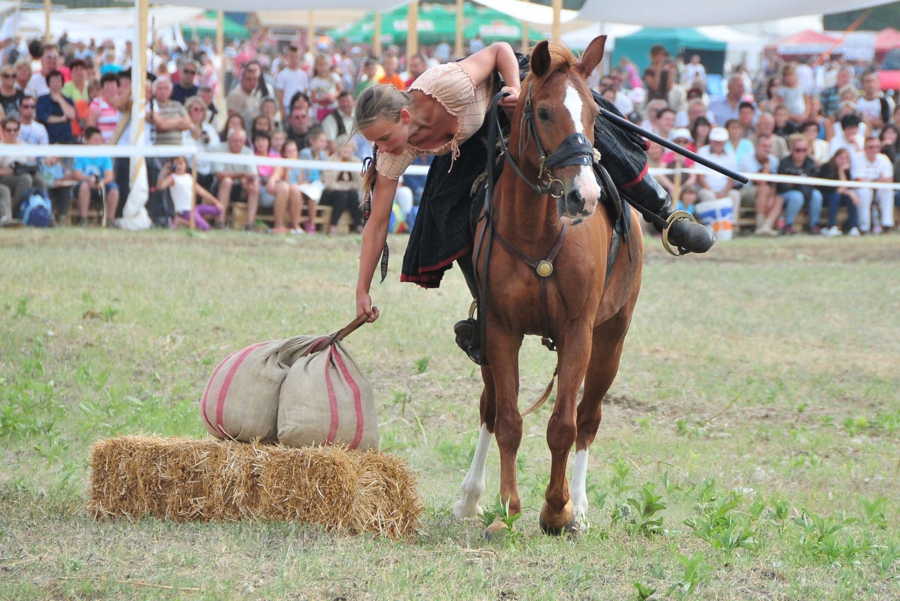 Magic Caves, Waterfalls & Castles - horseXperiences™ GO EQUESTRIAN