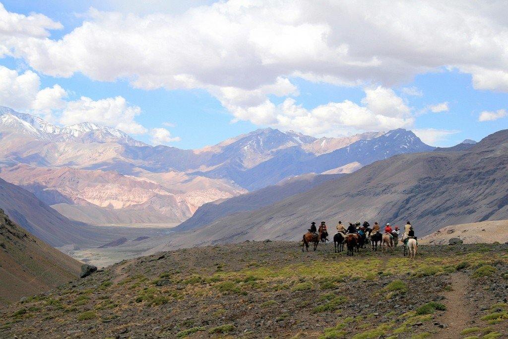 Across the Andes - horseXperiences™ GO EQUESTRIAN