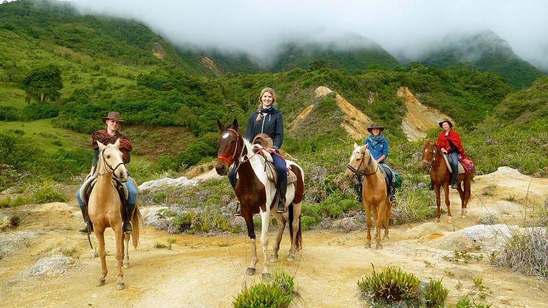 Ride, Hike & eXplore - horseXperiences™ GO EQUESTRIAN