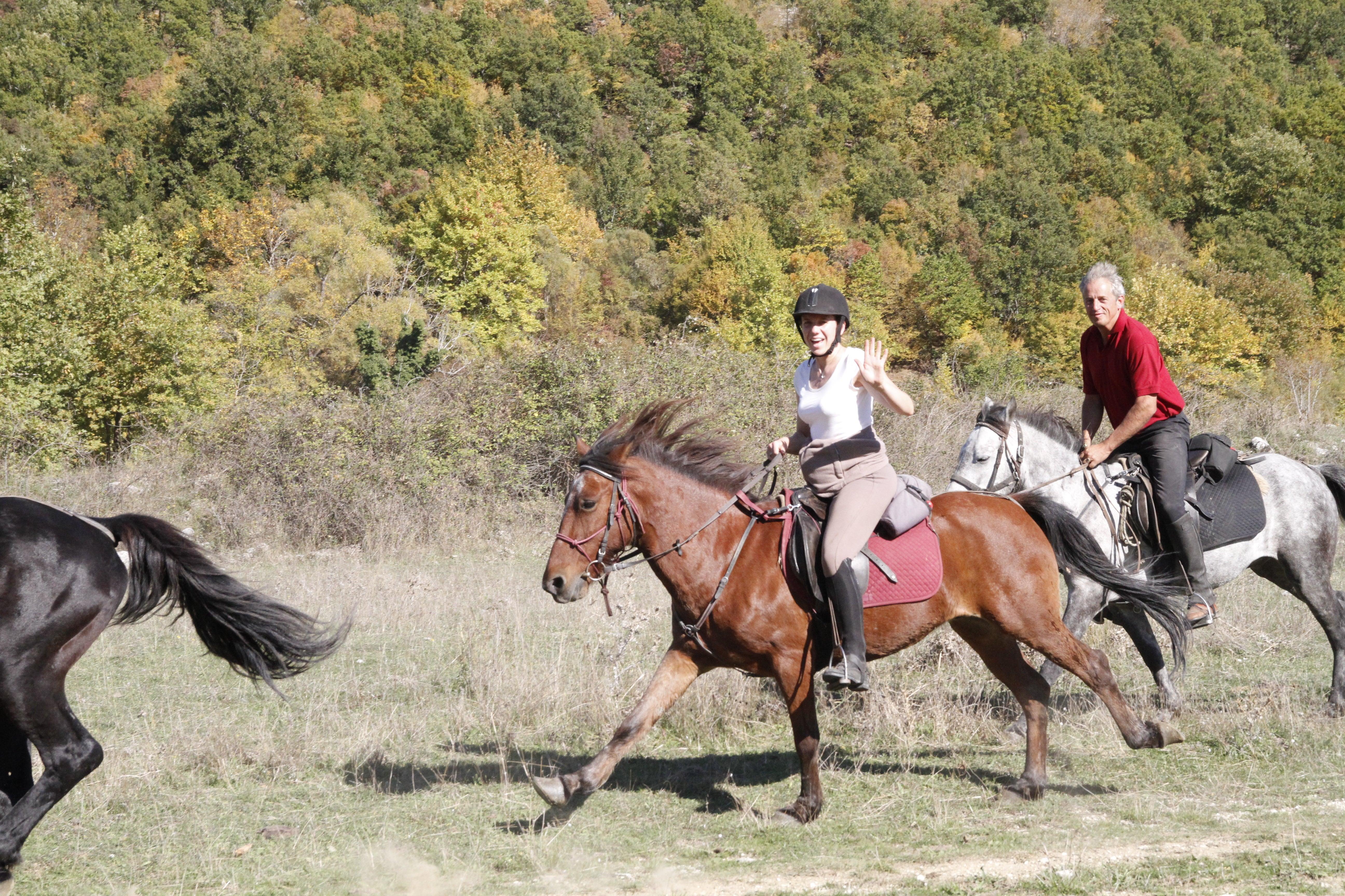 Following Zagoria Pathways - horseXperiences™ GO EQUESTRIAN