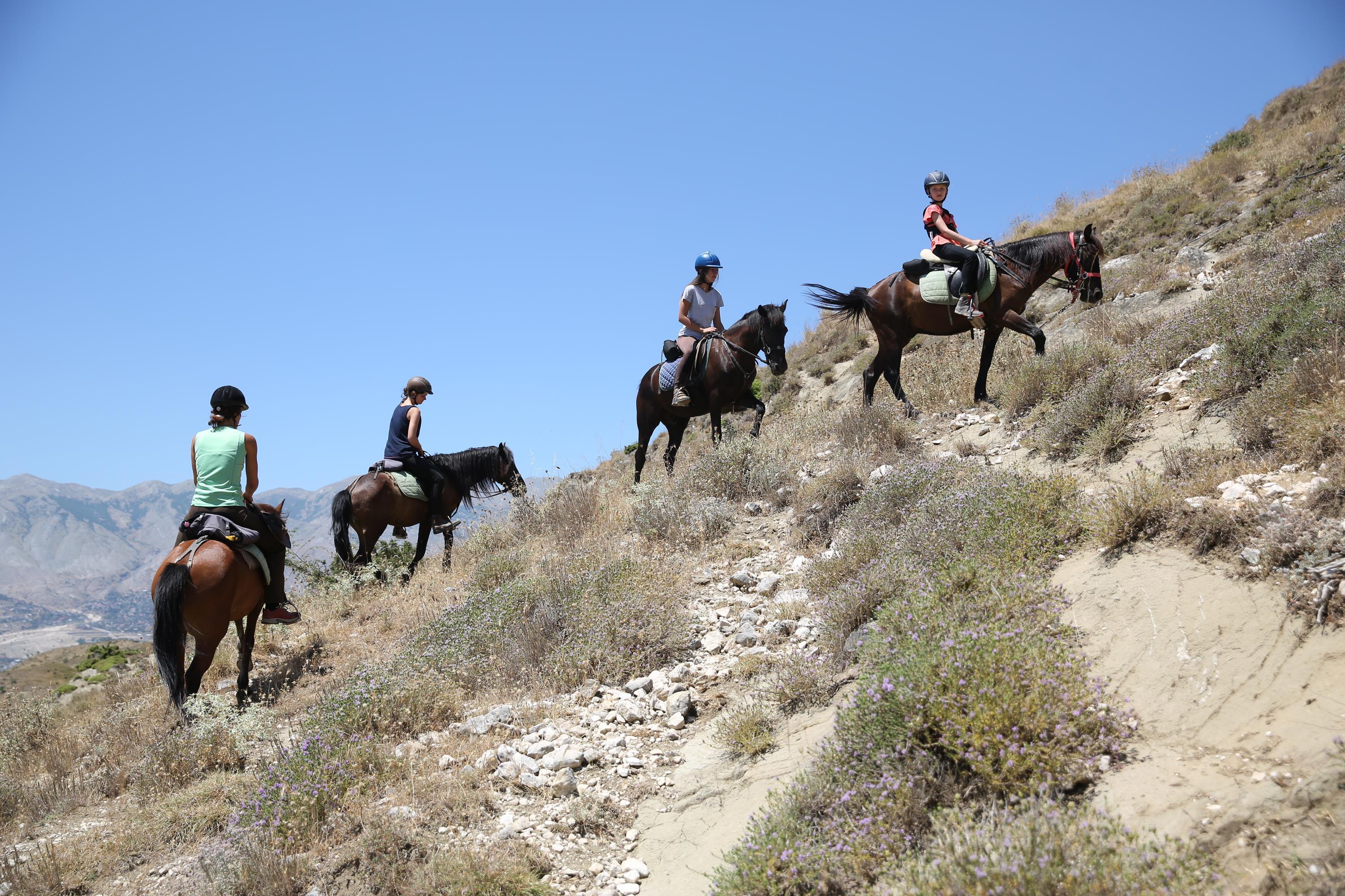 Following Zagoria Pathways - horseXperiences™ GO EQUESTRIAN