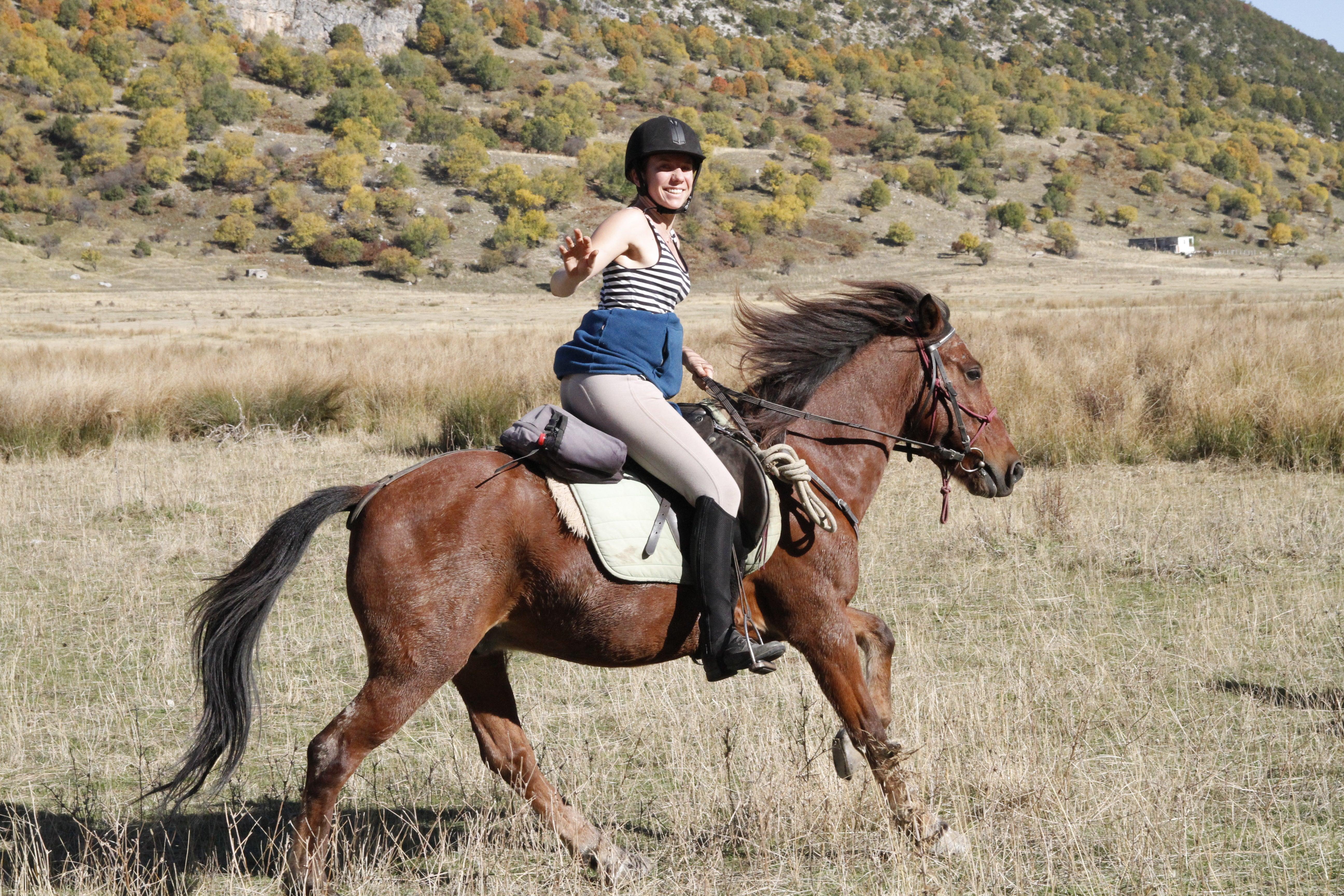 Following Zagoria Pathways - horseXperiences™ GO EQUESTRIAN