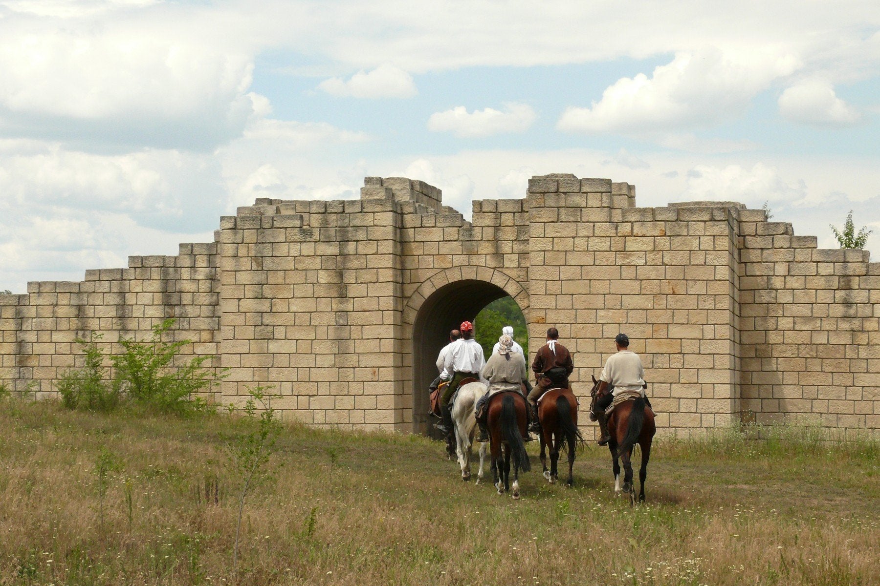 The Old Bulgarian Capitals - horseXperiences™ GO EQUESTRIAN