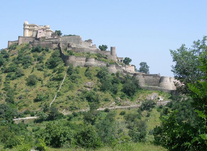 Castle to Castle - horseXperiences™ GO EQUESTRIAN