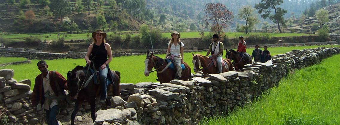 Castle to Castle - horseXperiences™ GO EQUESTRIAN