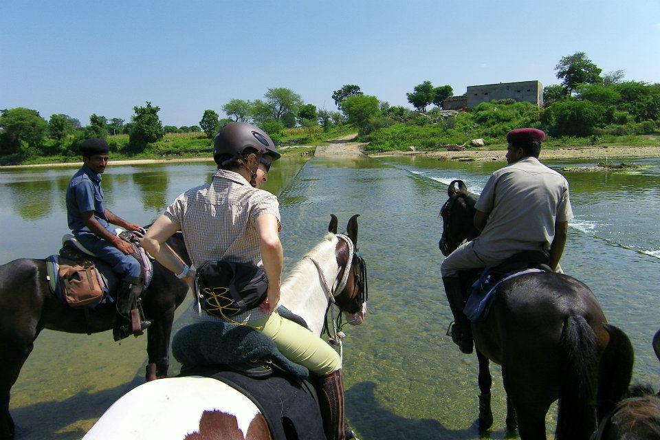 Castle to Castle - horseXperiences™ GO EQUESTRIAN