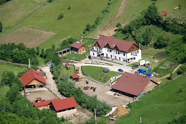 Carpathia Forests & Bears - horseXperiences™ GO EQUESTRIAN