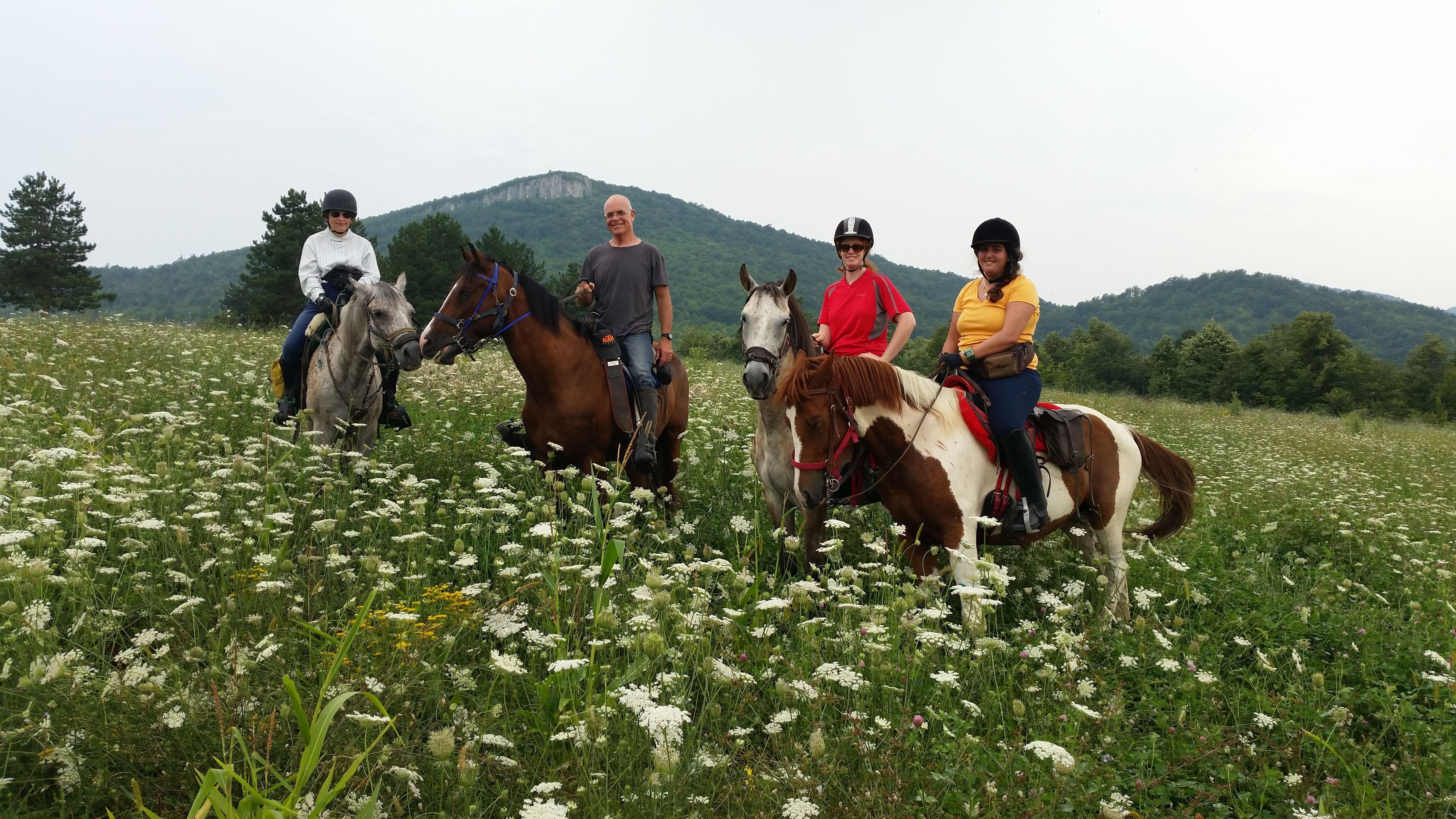 Magic Caves, Waterfalls & Castles - horseXperiences™ GO EQUESTRIAN