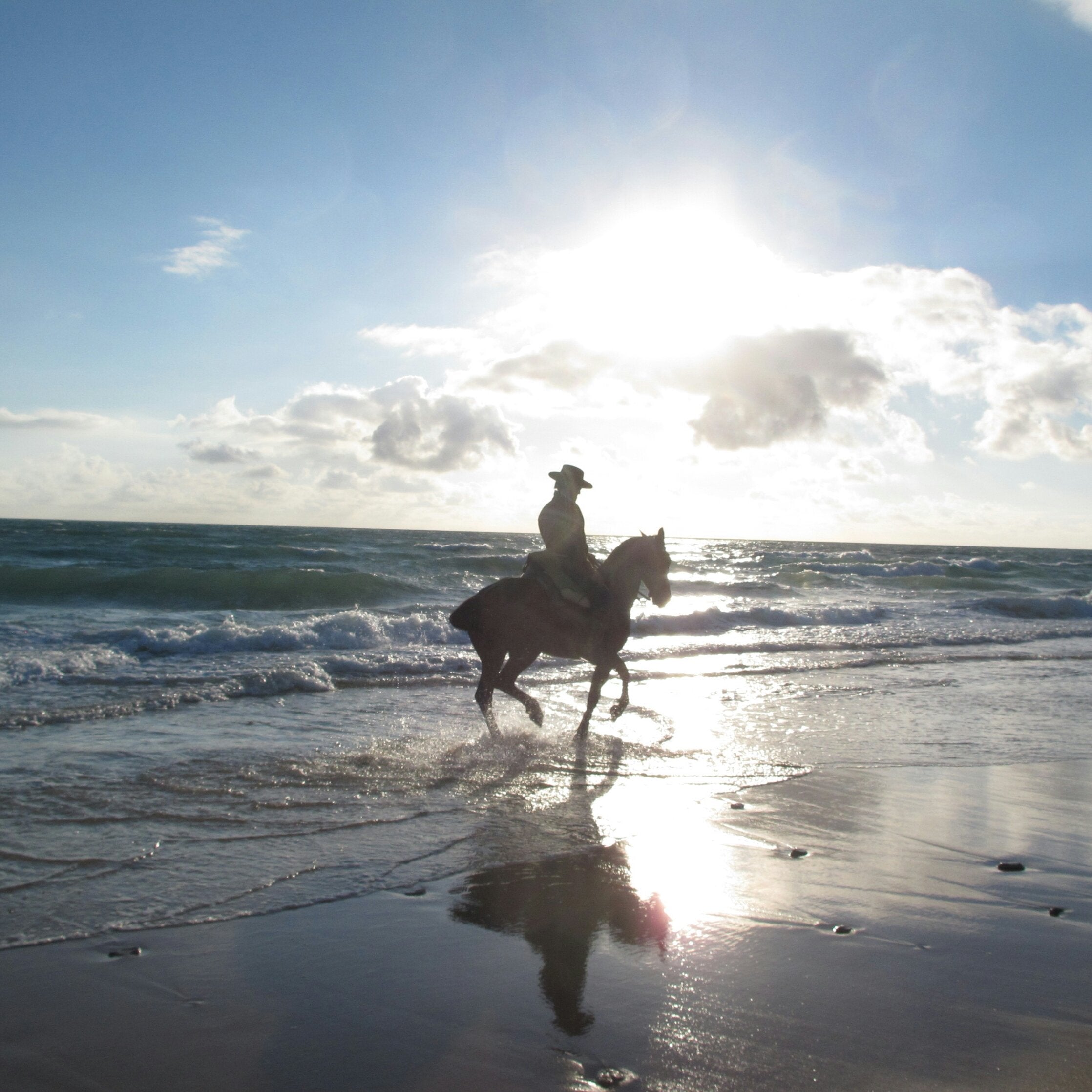 Spanish Beaches & Horses - horseXperiences™ GO EQUESTRIAN
