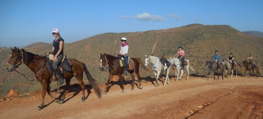 Sea, Mountain & Desert - horseXperiences™ GO EQUESTRIAN