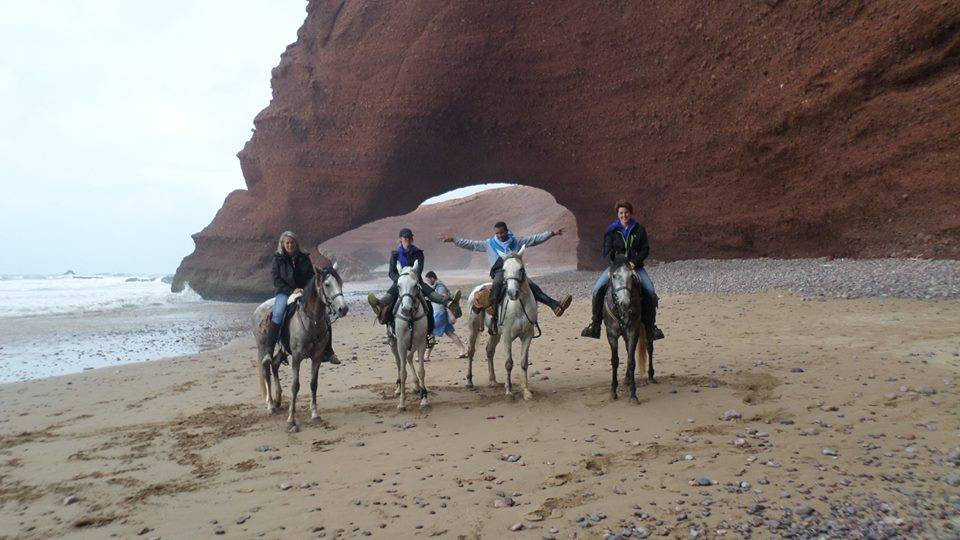 Sea, Mountain & Desert - horseXperiences™ GO EQUESTRIAN