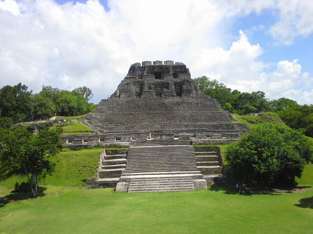 Xunantunich Riding Tour - horseXperiences™ GO EQUESTRIAN