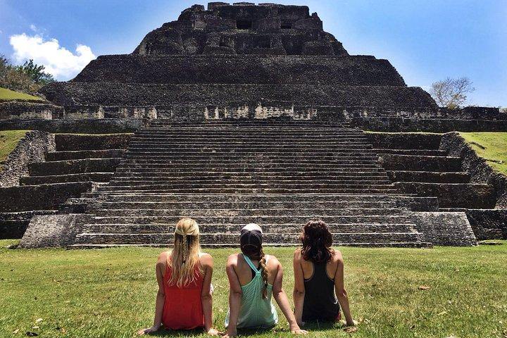 Xunantunich Riding Tour - horseXperiences™ GO EQUESTRIAN