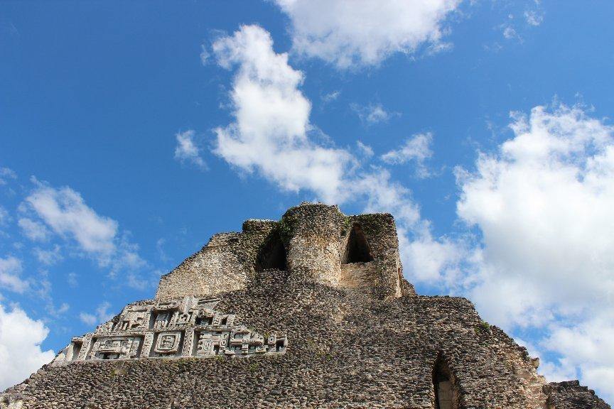 Xunantunich Riding Tour - horseXperiences™ GO EQUESTRIAN