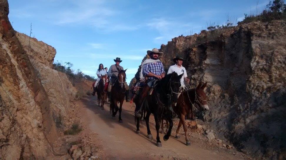 The Central Colombia Trail Ride - horseXperiences™ GO EQUESTRIAN