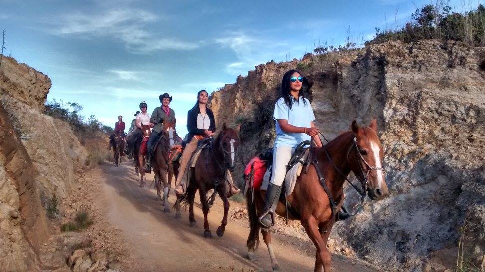 The Central Colombia Trail Ride - horseXperiences™ GO EQUESTRIAN