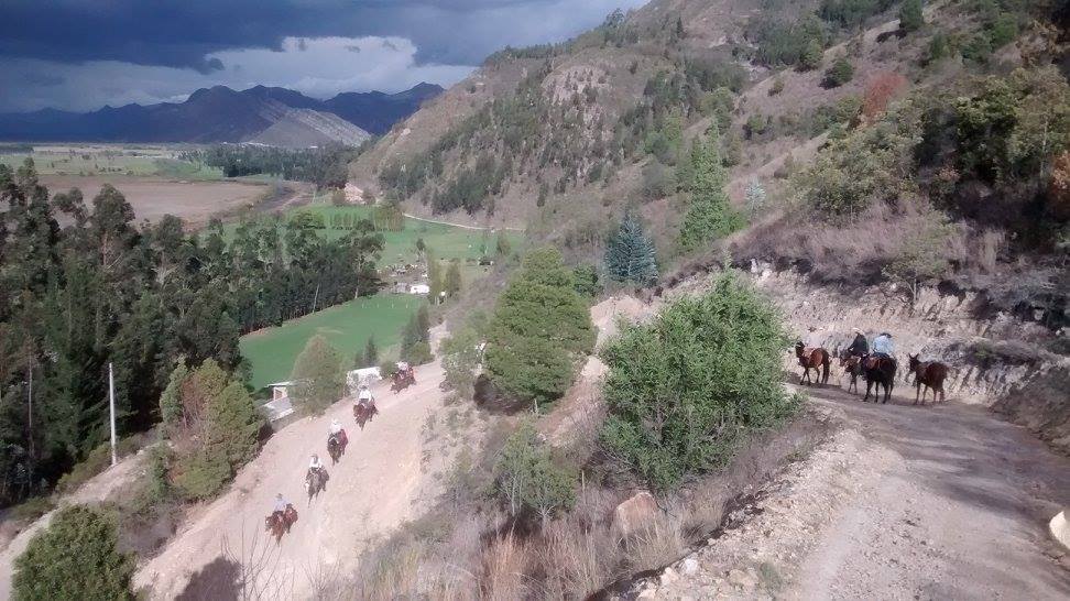 The Central Colombia Trail Ride - horseXperiences™ GO EQUESTRIAN