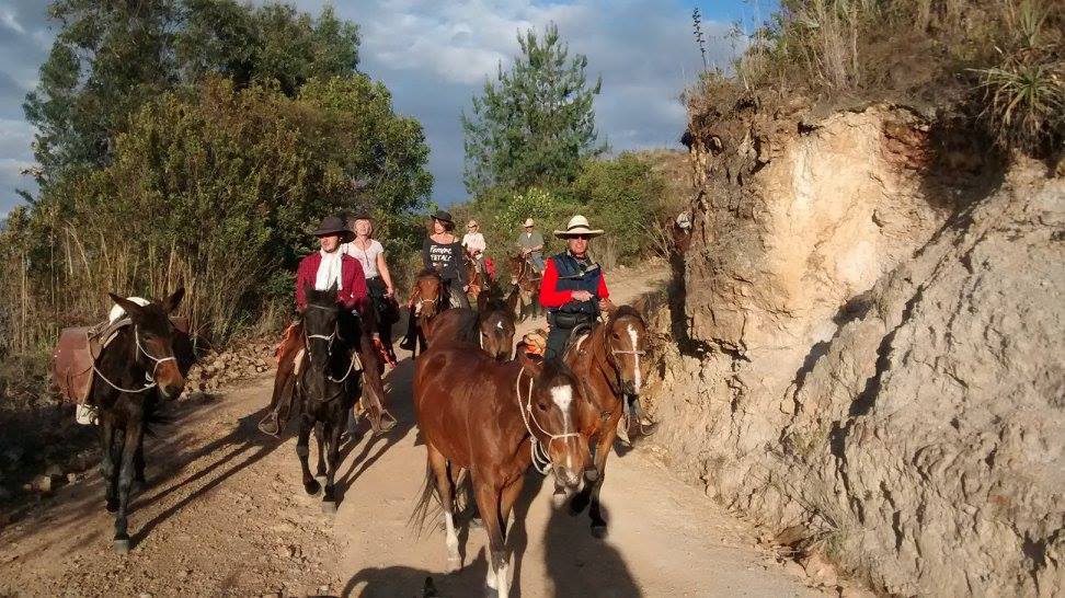 The Central Colombia Trail Ride - horseXperiences™ GO EQUESTRIAN