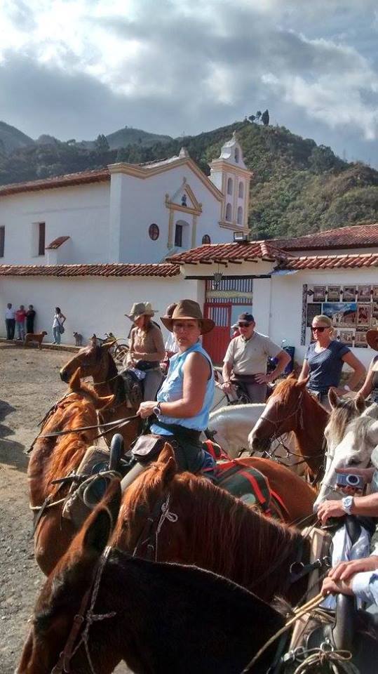 The Central Colombia Trail Ride - horseXperiences™ GO EQUESTRIAN