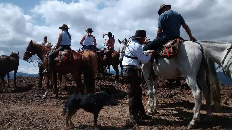 The Central Colombia Trail Ride - horseXperiences™ GO EQUESTRIAN