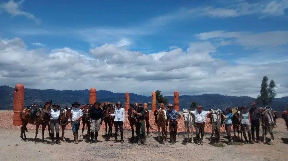 The Central Colombia Trail Ride - horseXperiences™ GO EQUESTRIAN