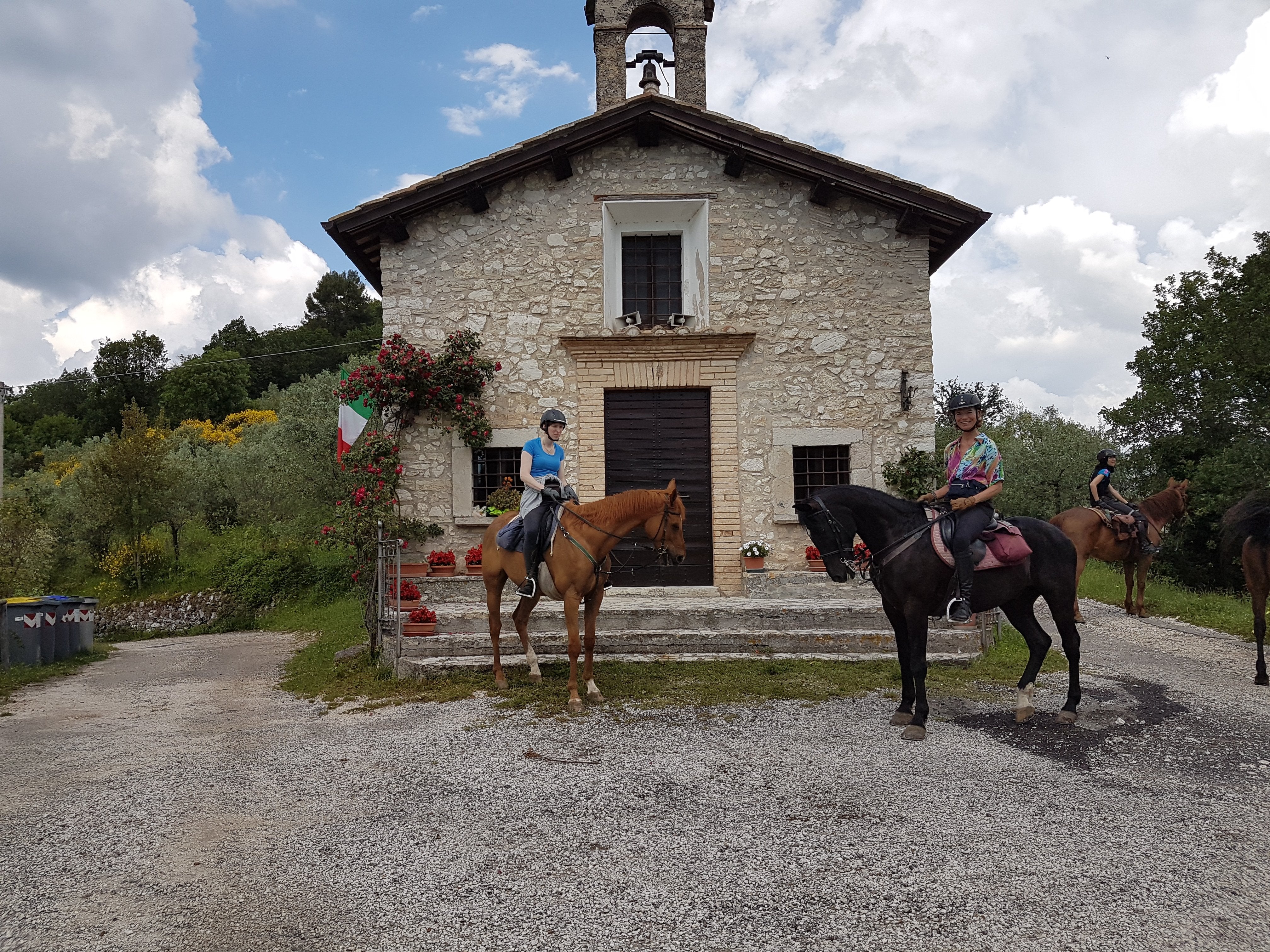 Umbrian Combo Adventure - horseXperiences™ GO EQUESTRIAN