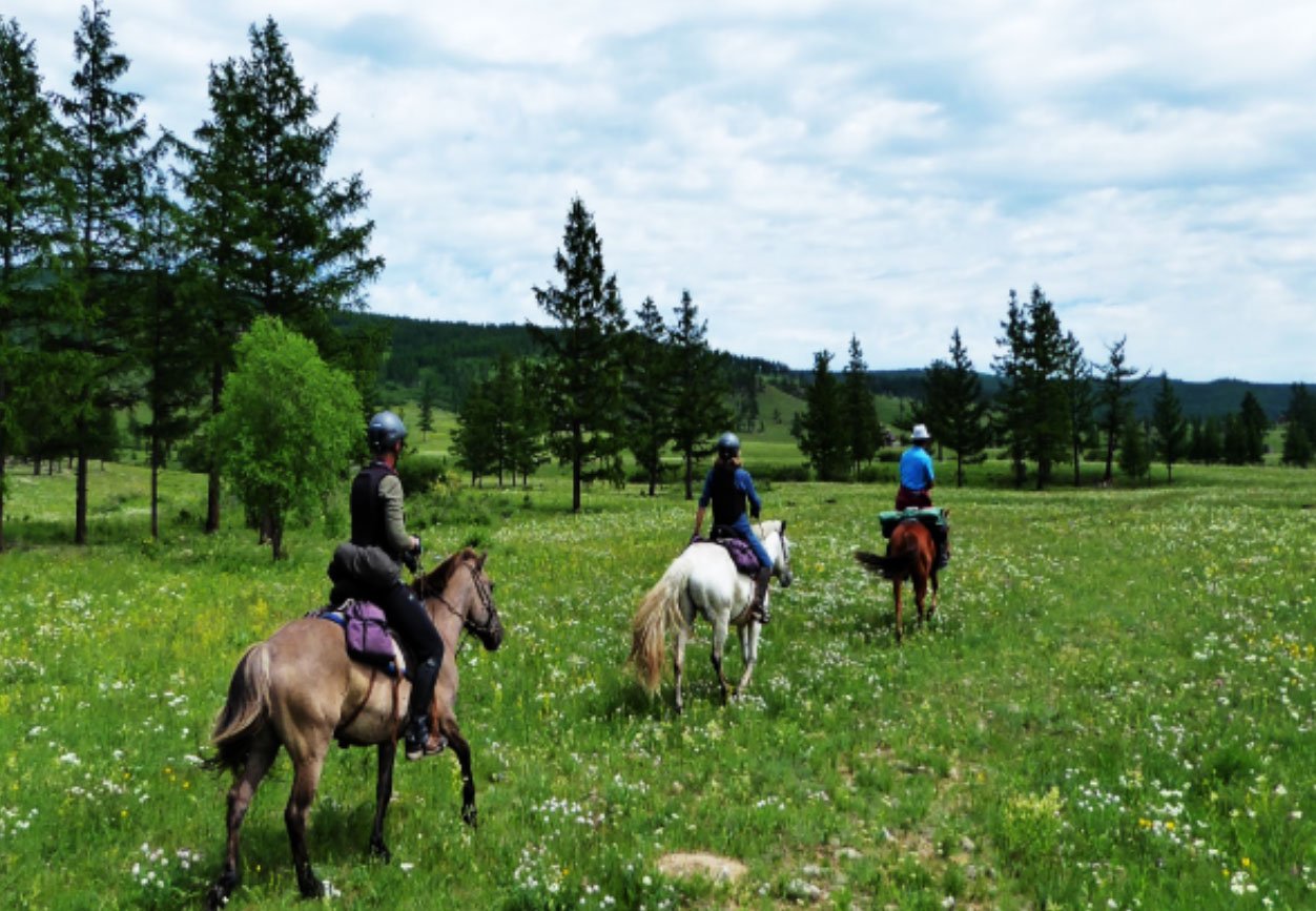 Khuvsgul Lake Ride - horseXperiences™ GO EQUESTRIAN