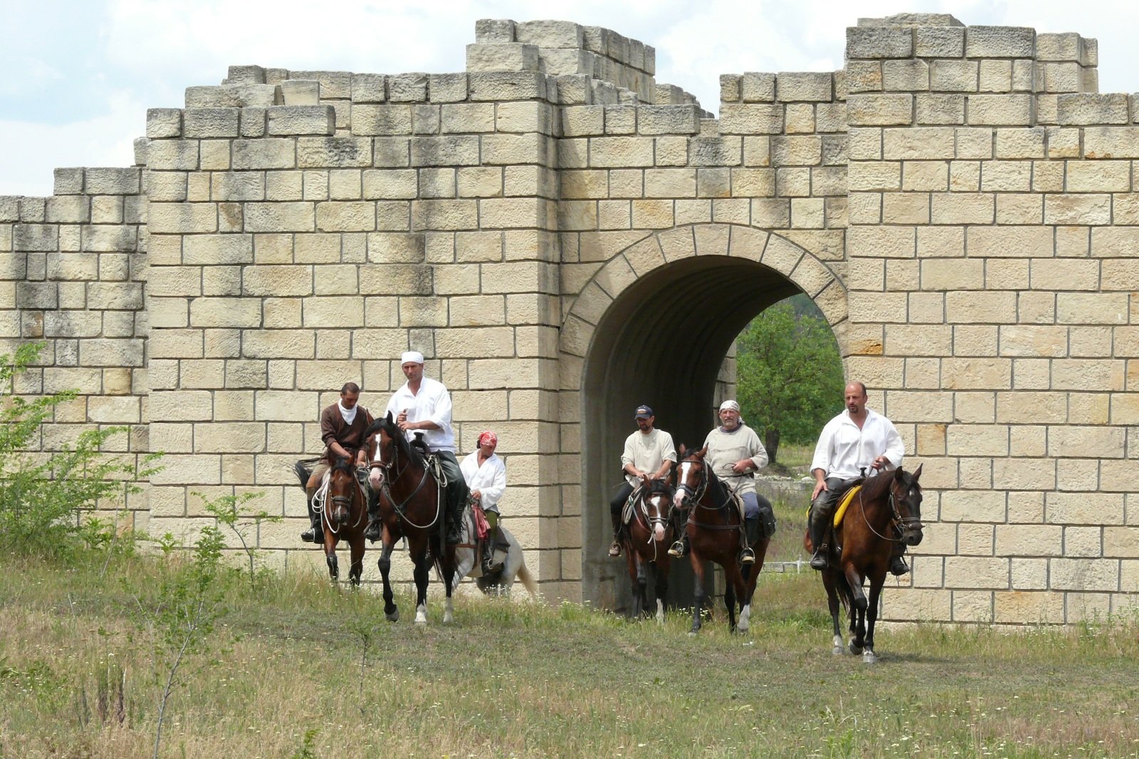 The Old Bulgarian Capitals - horseXperiences™ GO EQUESTRIAN